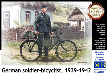 German Soldier bicyclist 1939-1942