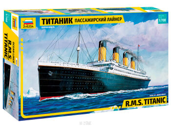 R.M.S. Titanic 1/700
