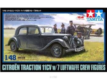 Citroen Traction 11cv w/7 Luftwaffe Crew Figures