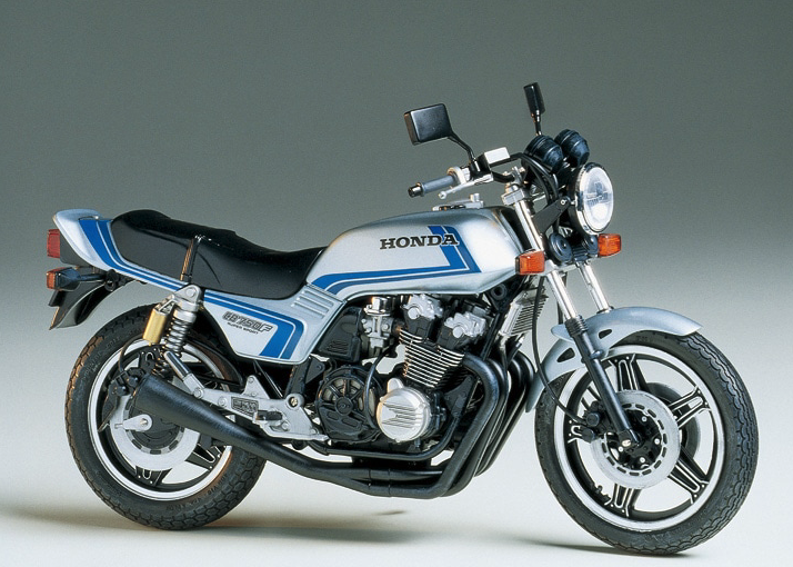 Honda CB750F Custom Tuned